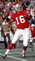 Patriots QB Jim Plunkett